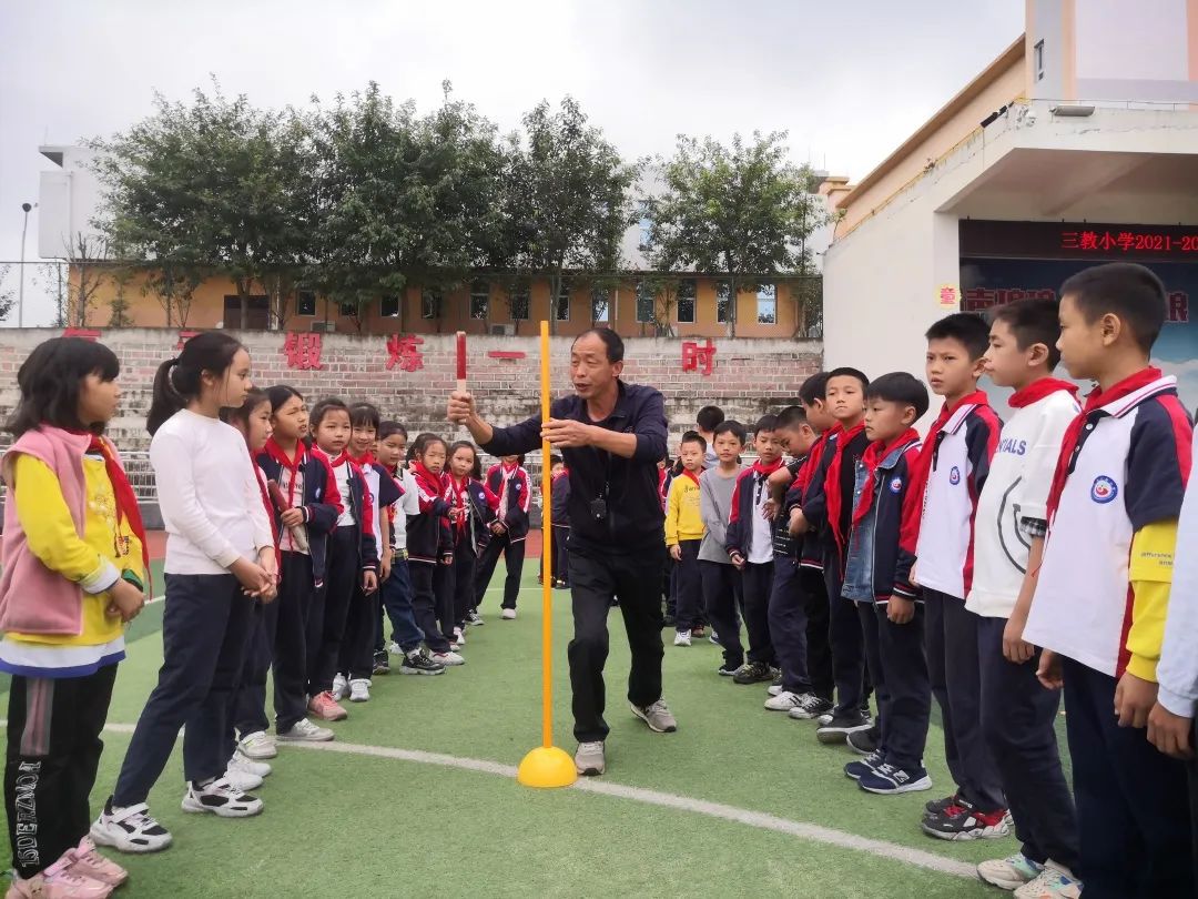 如何借助篮球榜样的力量提升团队协作能力_1